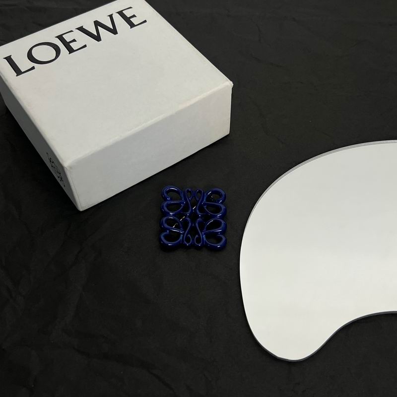 Loewe brooch 06lyx27 (8)